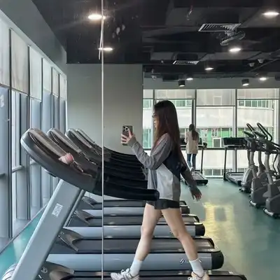 冯飞